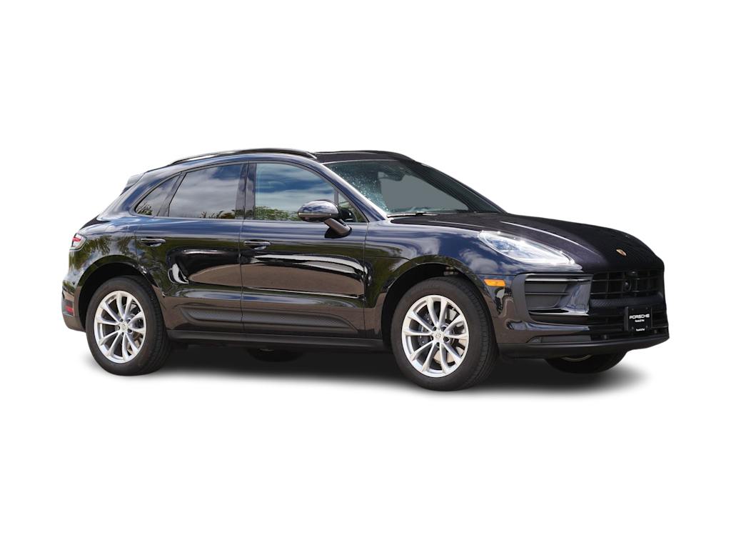 Thumbnail: 2025 Porsche Macan - 26