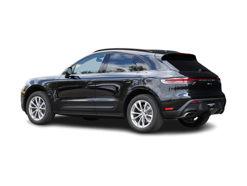 Thumbnail: 2025 Porsche Macan - 4