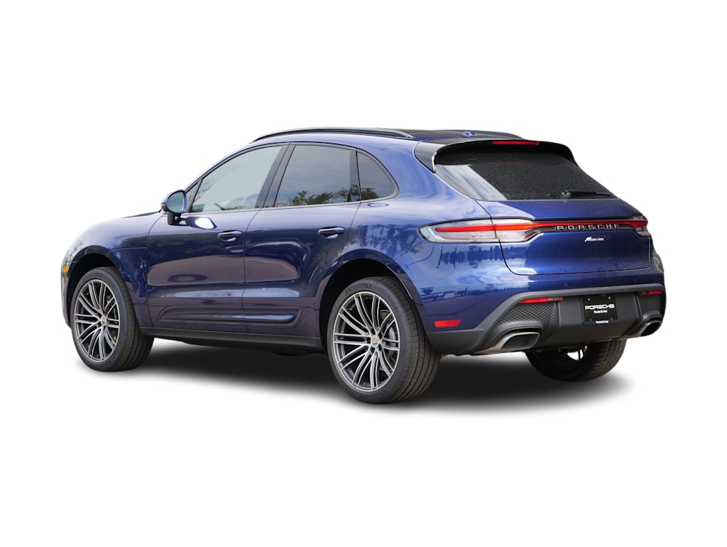 Thumbnail: 2026 Porsche Macan - 4