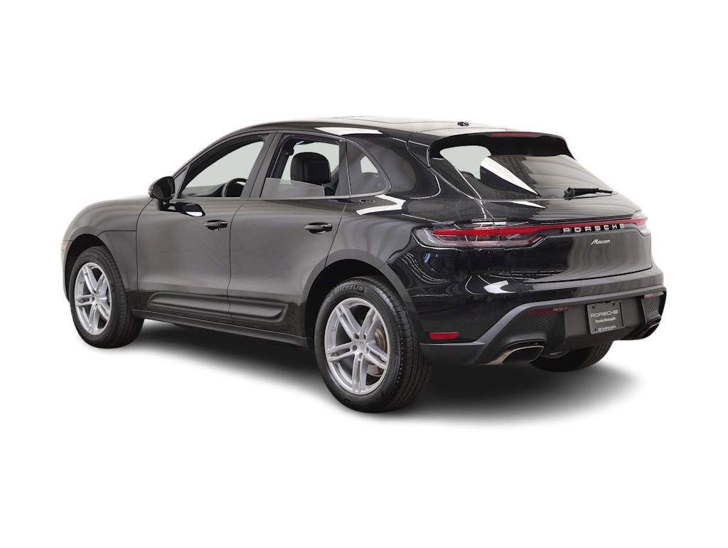 Thumbnail: 2025 Porsche Macan - 4