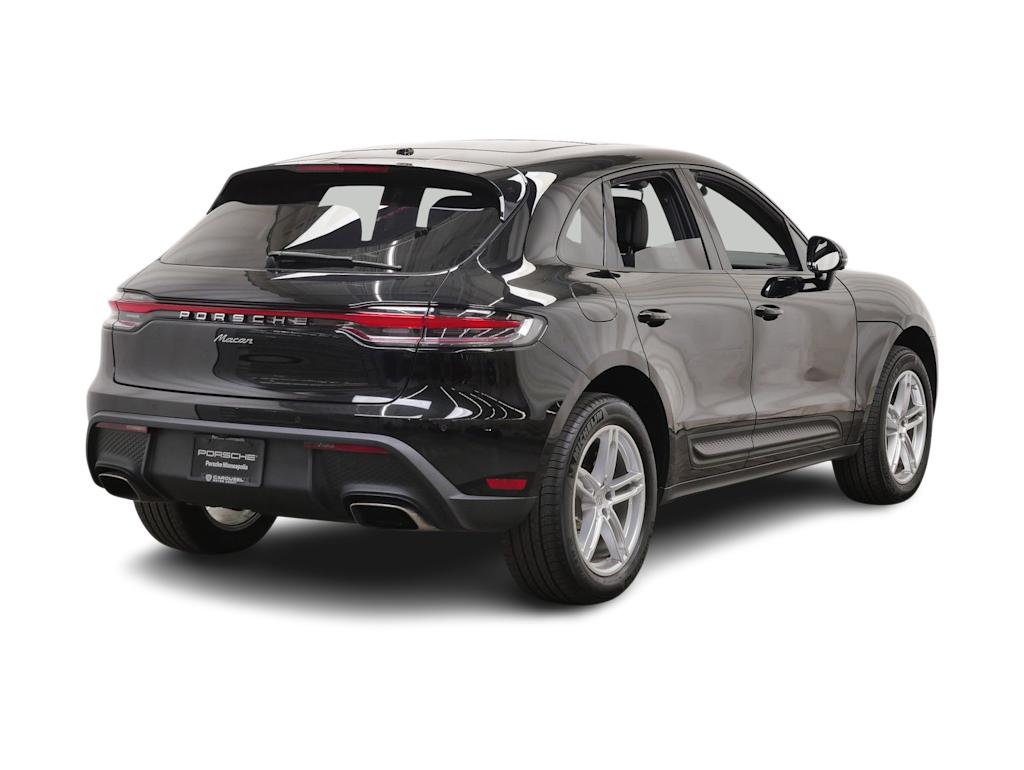 Thumbnail: 2025 Porsche Macan - 11