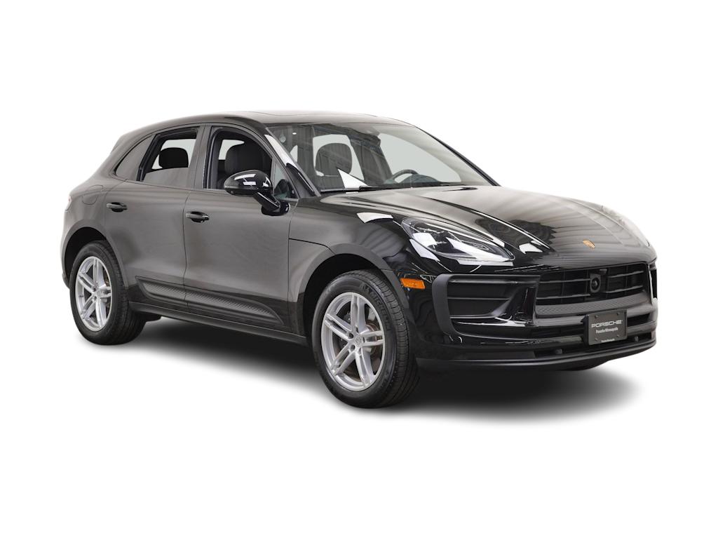 Thumbnail: 2025 Porsche Macan - 13