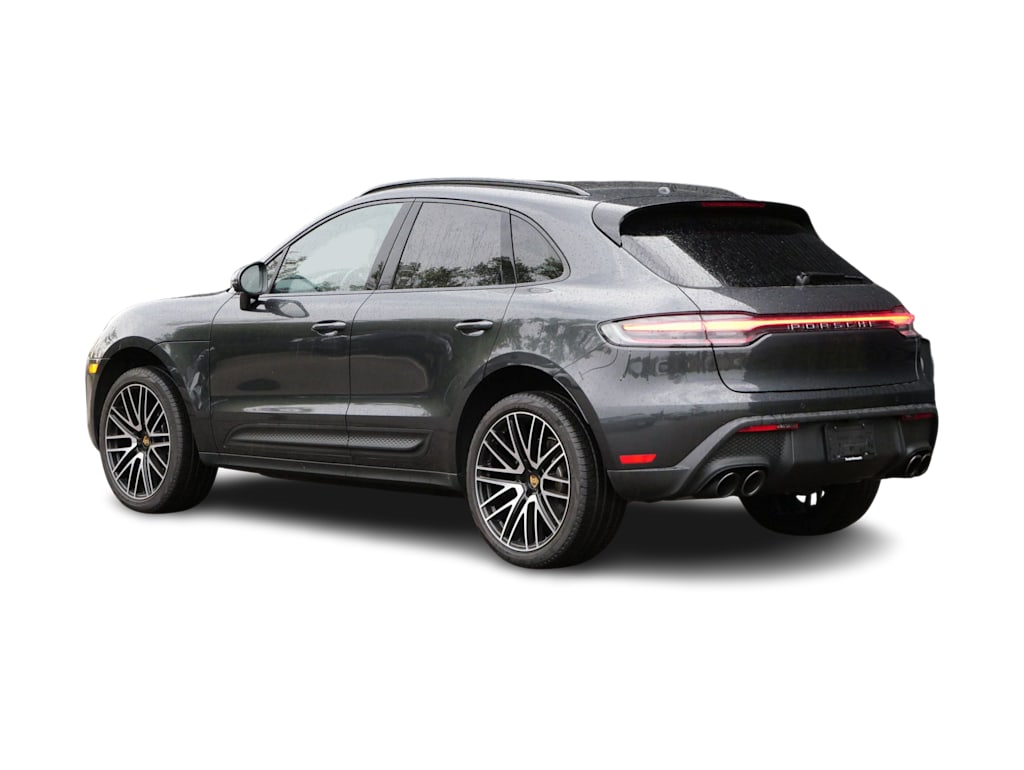 Thumbnail: 2026 Porsche Macan - 4