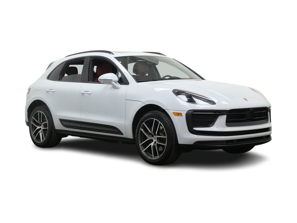 Thumbnail: 2025 Porsche Macan - 15
