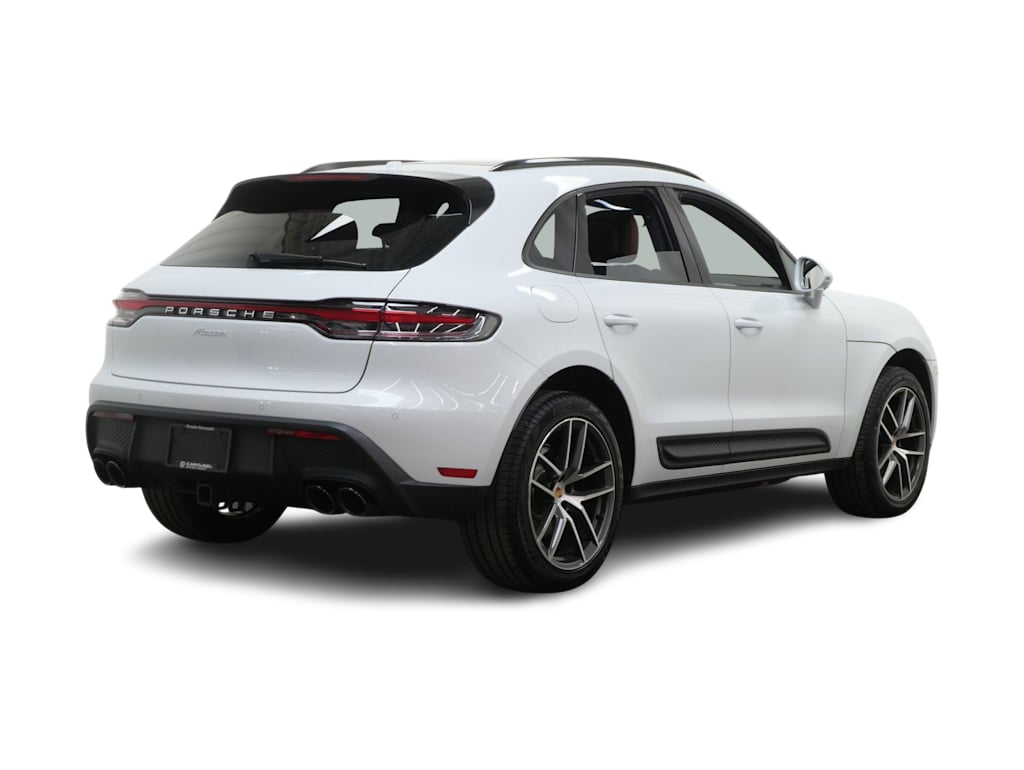 Thumbnail: 2025 Porsche Macan - 13