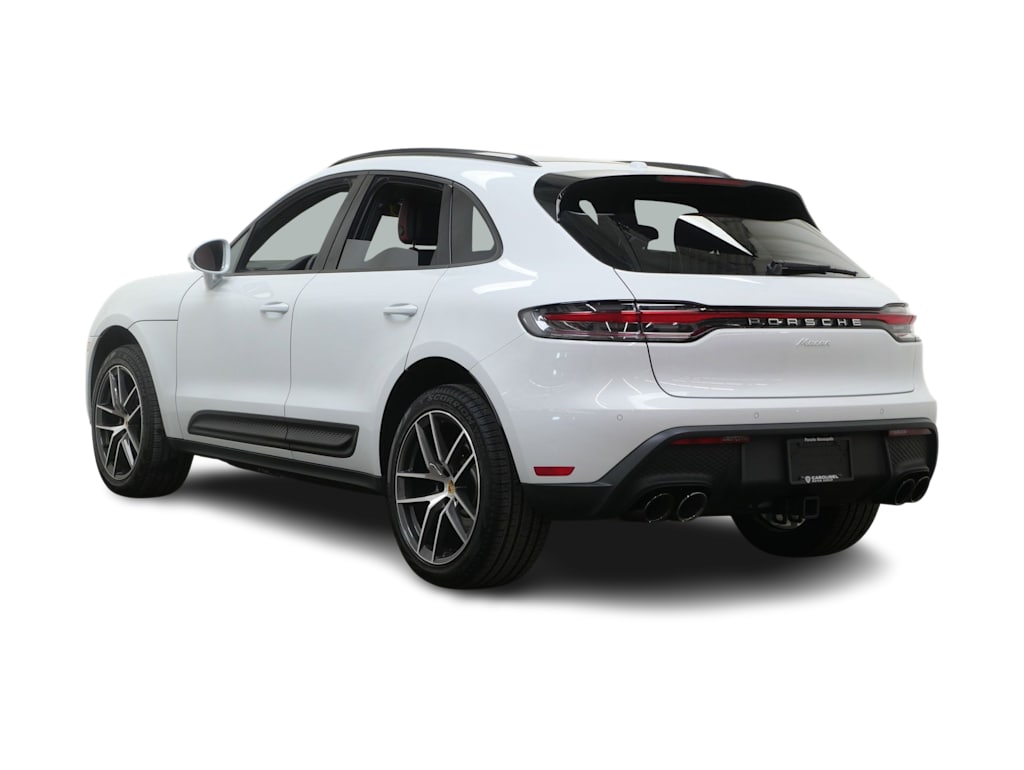 Thumbnail: 2025 Porsche Macan - 4