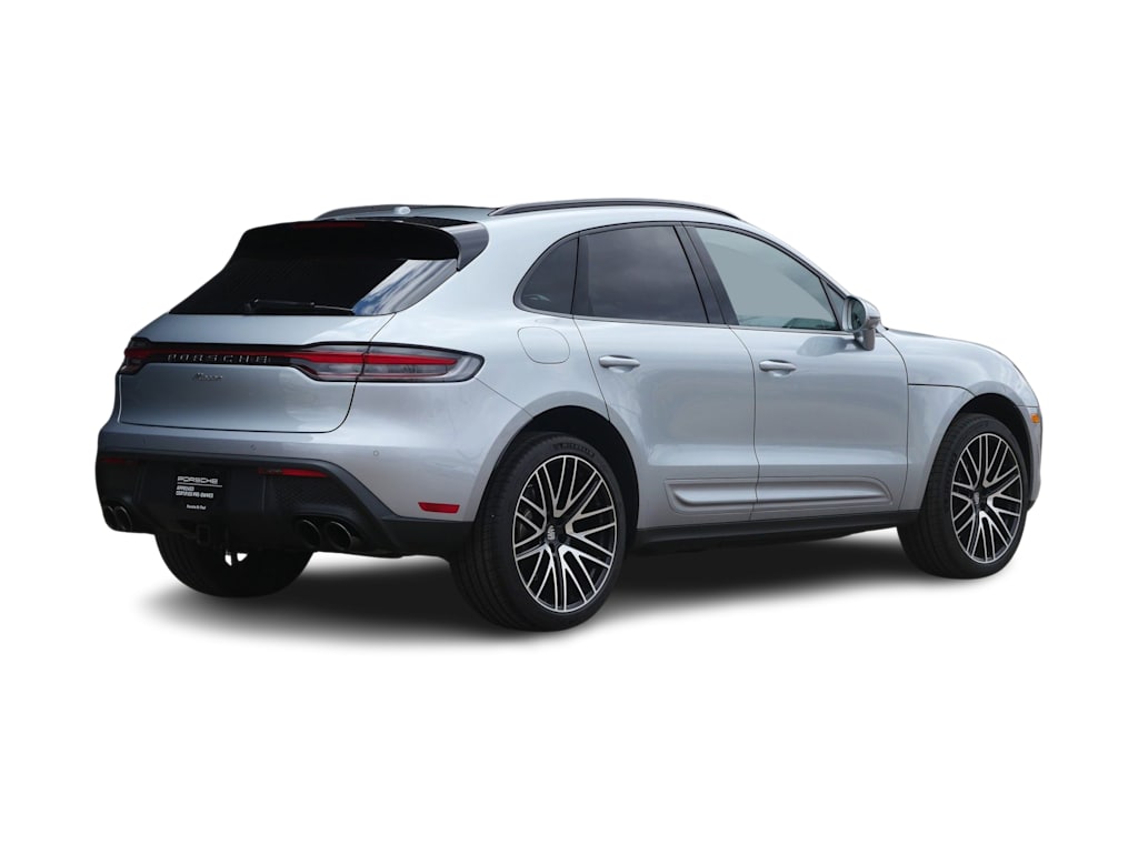 Thumbnail: 2026 Porsche Macan - 25
