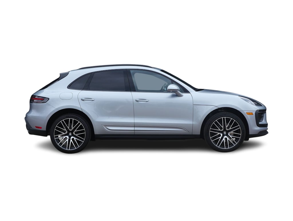 Thumbnail: 2026 Porsche Macan - 26