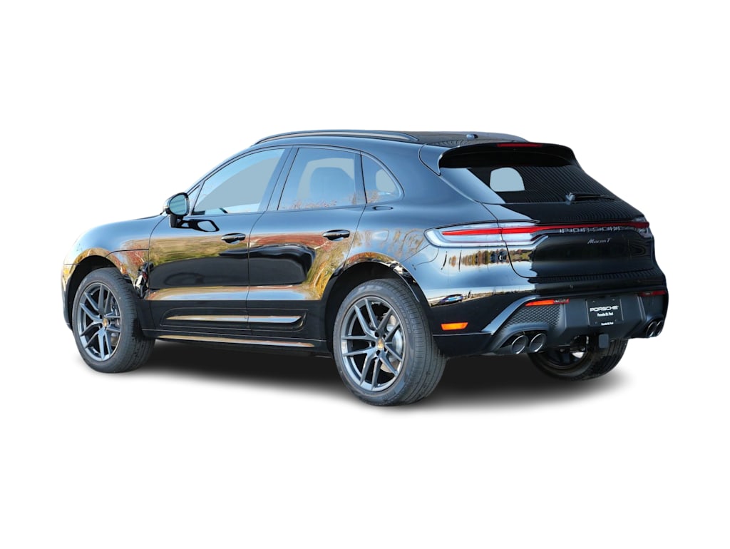 Thumbnail: 2026 Porsche Macan - 4