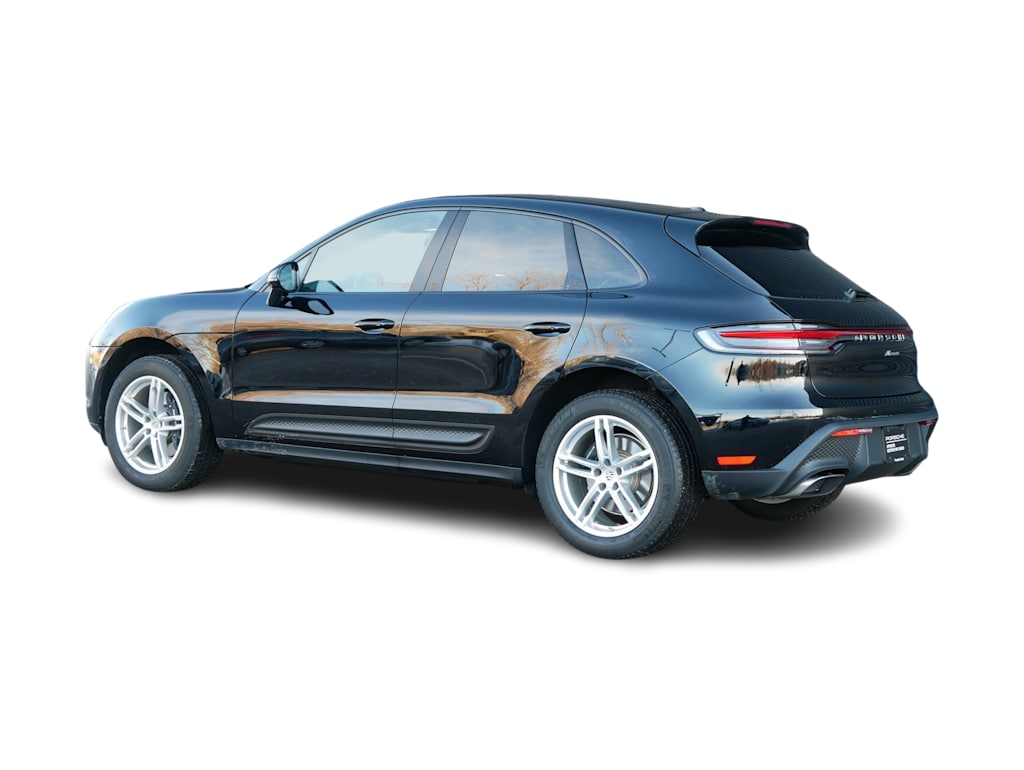 Thumbnail: 2025 Porsche Macan - 12