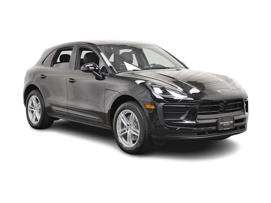 Thumbnail: 2025 Porsche Macan - 14