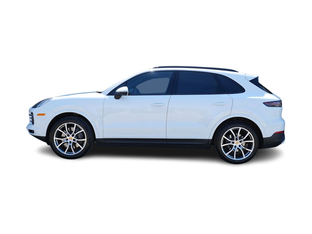 Thumbnail: 2021 Porsche Cayenne - 3