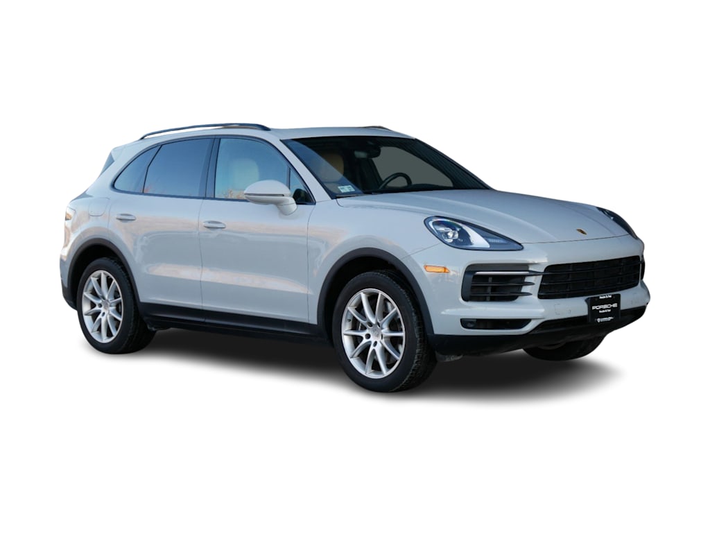 2022 Porsche Cayenne Base 26