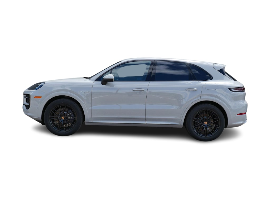 Thumbnail: 2026 Porsche Cayenne - 3