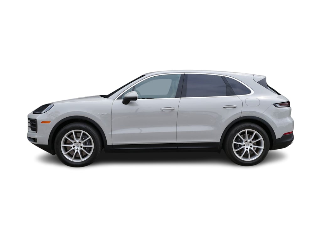 Thumbnail: 2024 Porsche Cayenne - 3