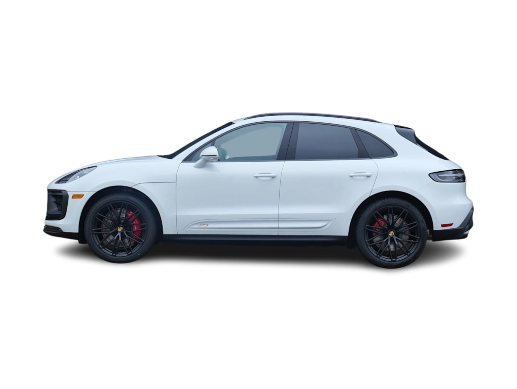 Thumbnail: 2026 Porsche Macan - 3