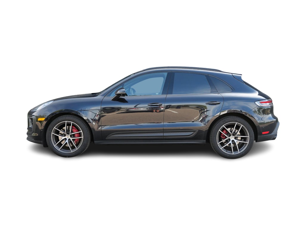 Thumbnail: 2022 Porsche Macan - 3