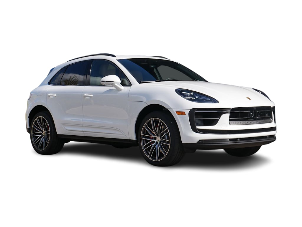 Thumbnail: 2026 Porsche Macan - 28