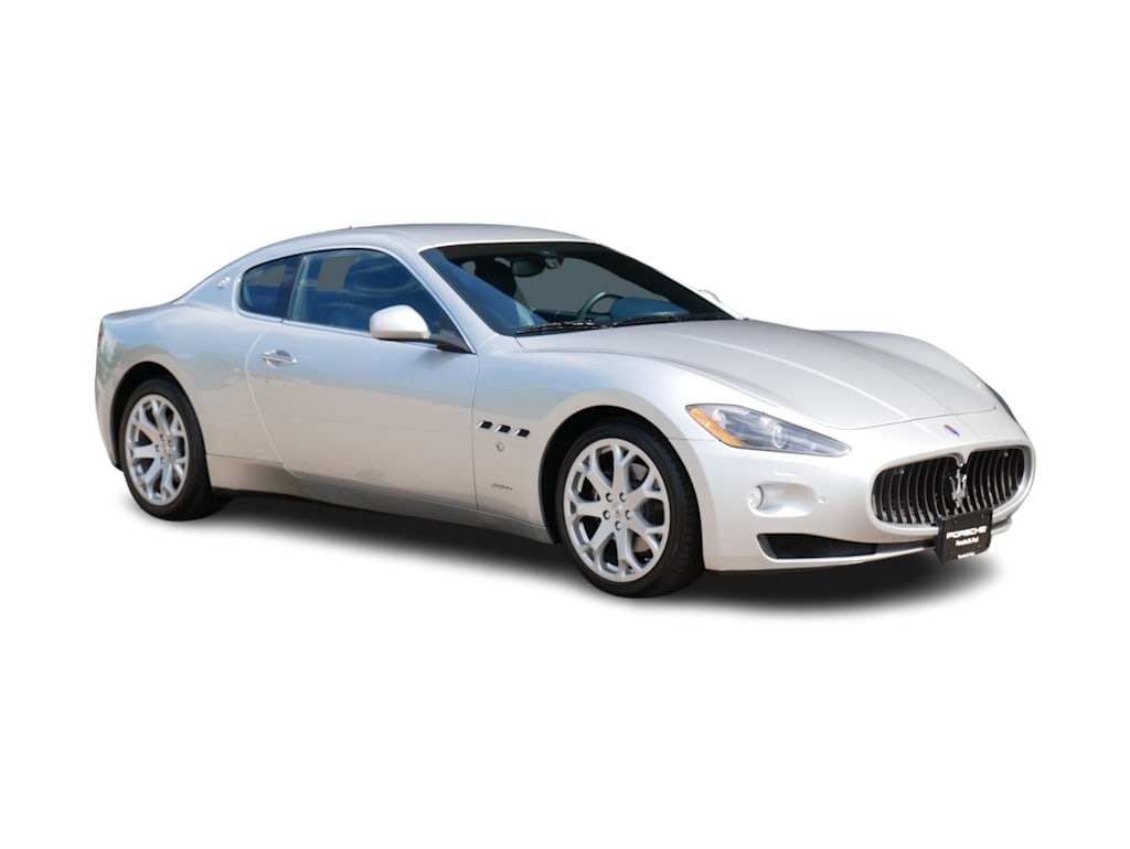 Thumbnail: 2011 Maserati GranTurismo - 26