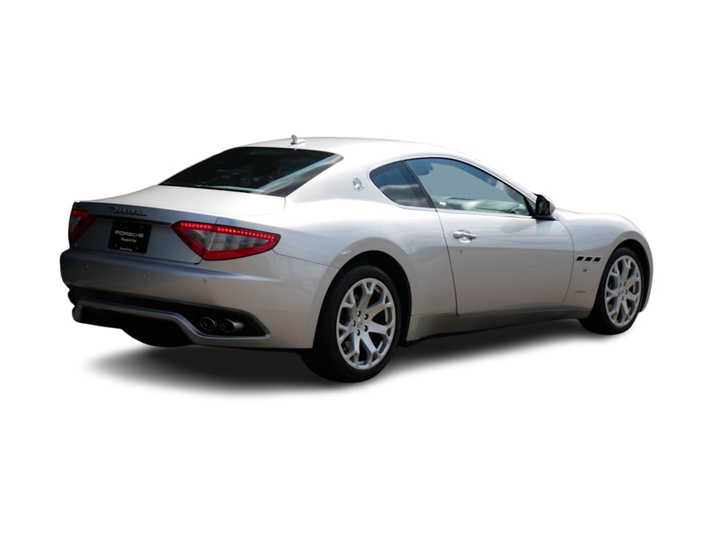 Thumbnail: 2011 Maserati GranTurismo - 24