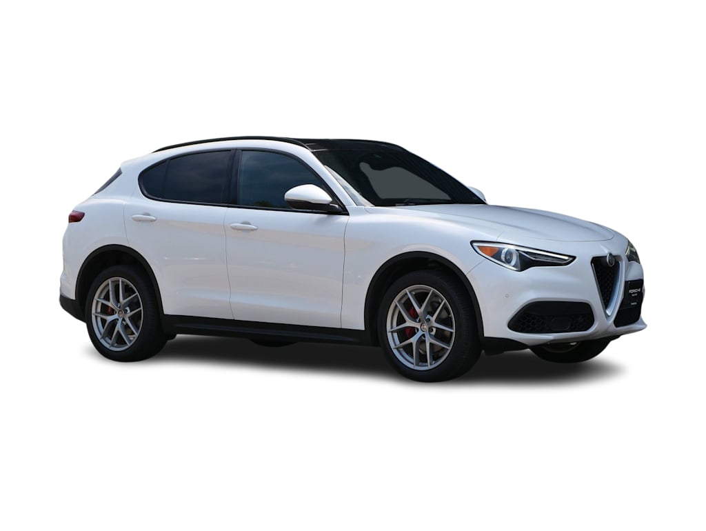 Thumbnail: 2018 Alfa Romeo Stelvio - 26
