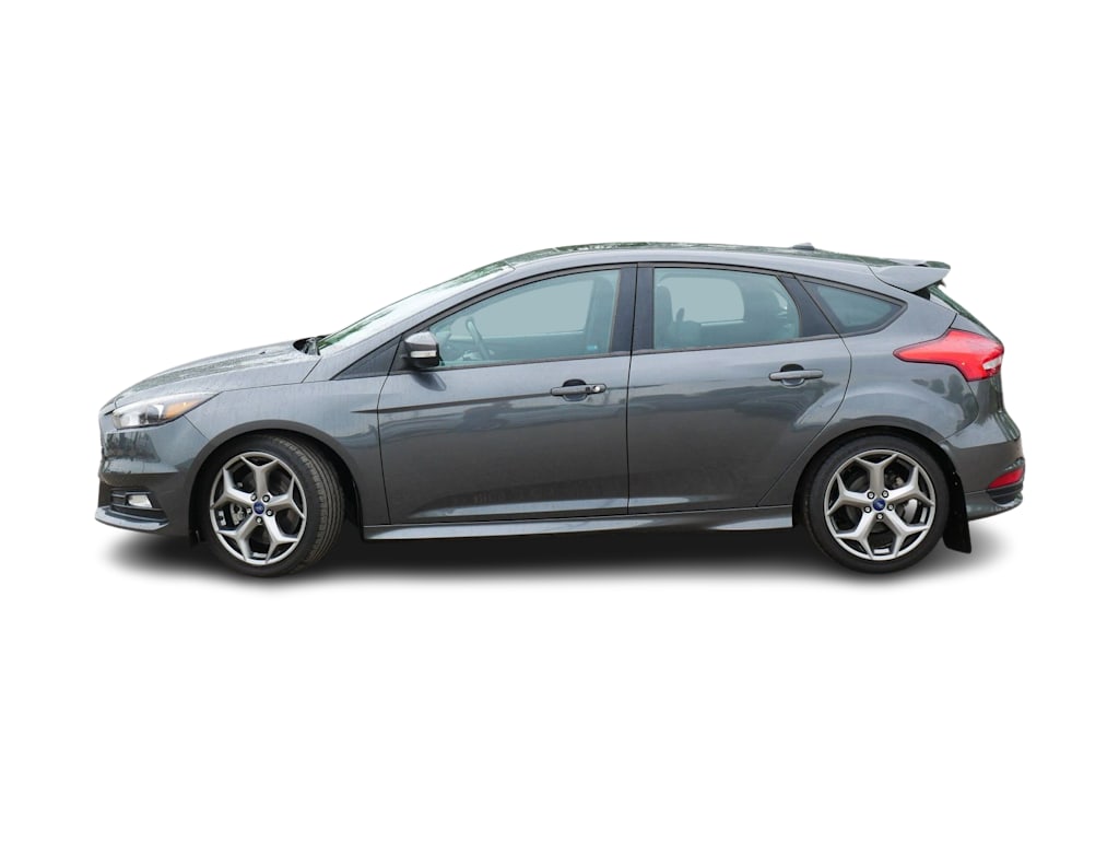 Thumbnail: 2017 Ford Focus - 2