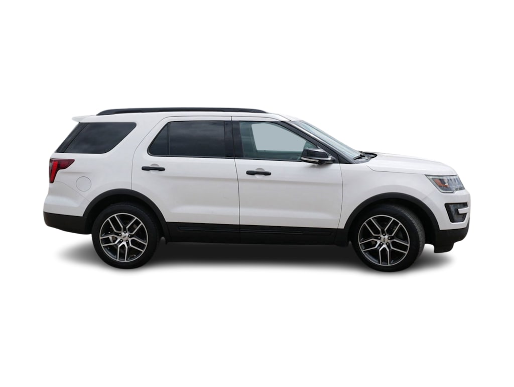 Thumbnail: 2016 Ford Explorer - 14