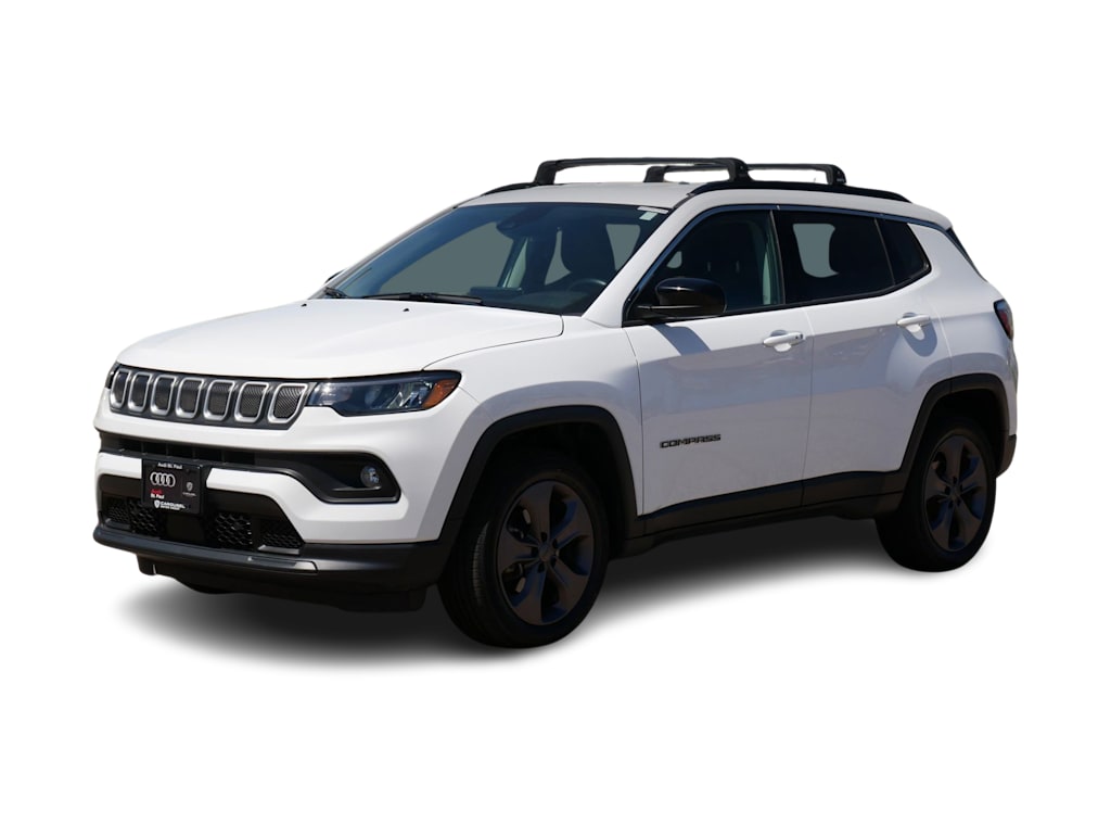 Used 2022 Jeep Compass Latitude Lux with VIN 3C4NJDFB2NT133873 for sale in Wayzata, Minnesota