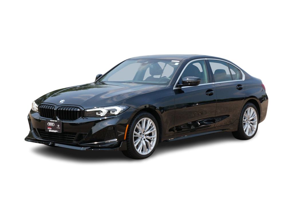Used 2024 BMW 3 Series 330i with VIN 3MW89FF01R8E82013 for sale in Maplewood, Minnesota