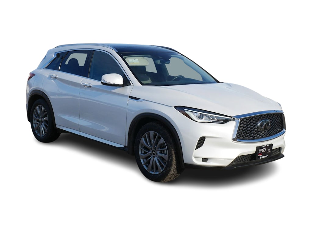 Thumbnail: 2023 INFINITI QX50 - 12