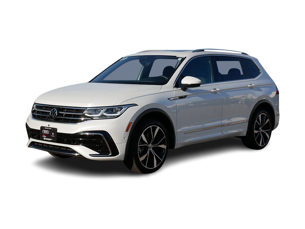 Used 2023 Volkswagen Tiguan SEL R-LINE with VIN 3VV4B7AX8PM036401 for sale in Maplewood, Minnesota