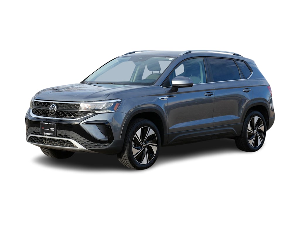 Used 2024 Volkswagen Taos SE with VIN 3VVUX7B21RM026963 for sale in Maplewood, Minnesota