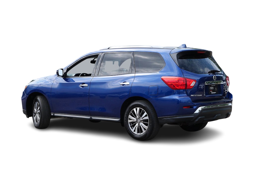 Thumbnail: 2019 Nissan Pathfinder - 4
