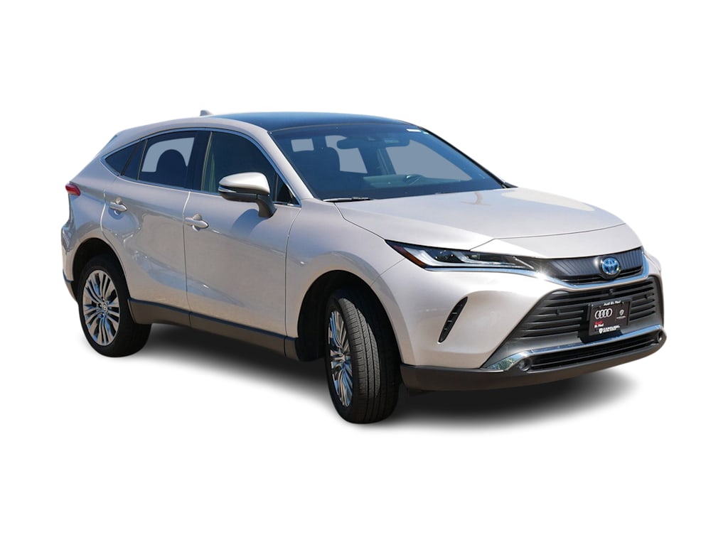 Thumbnail: 2022 Toyota Venza - 16