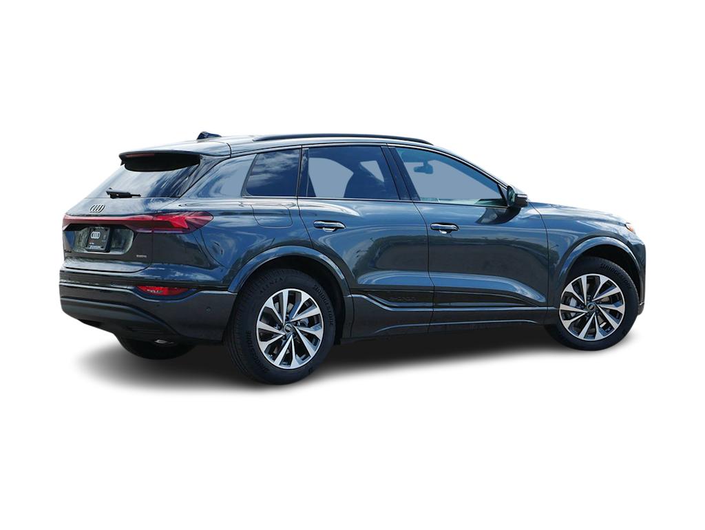 Thumbnail: 2025 Audi SQ5 - 12