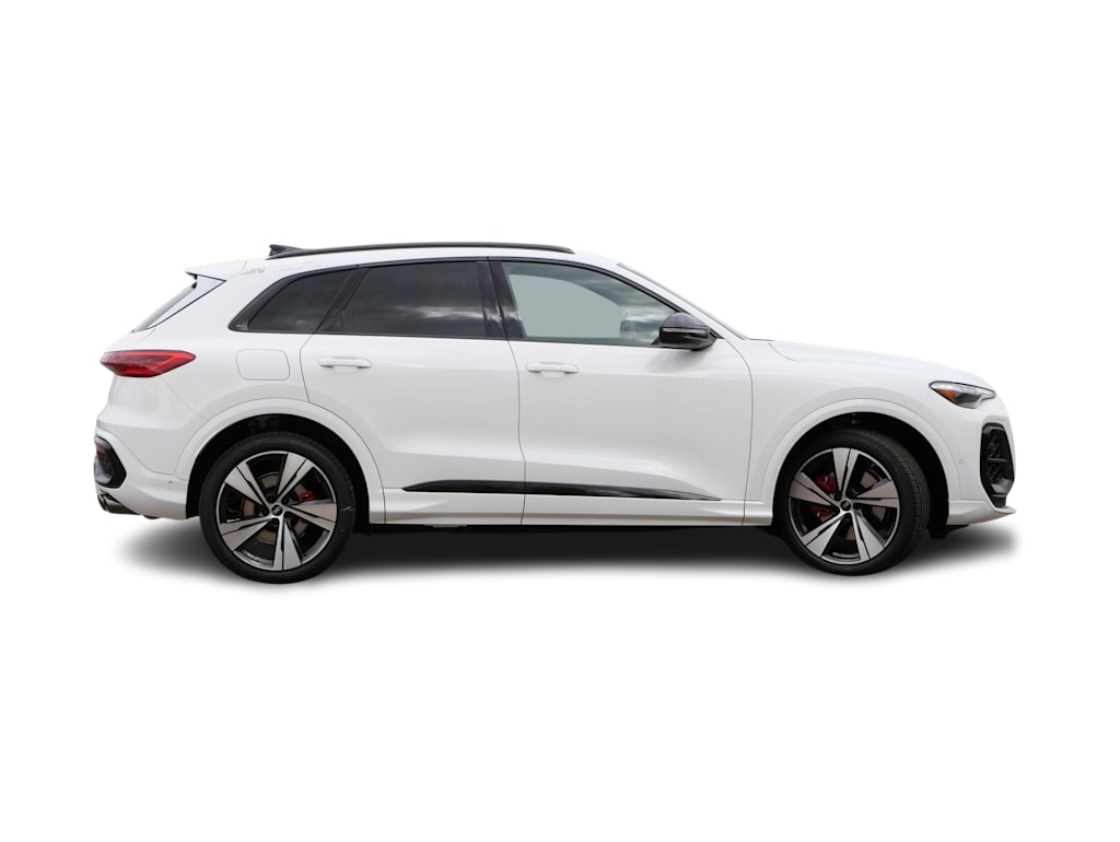 Thumbnail: 2026 Audi SQ5 - 13