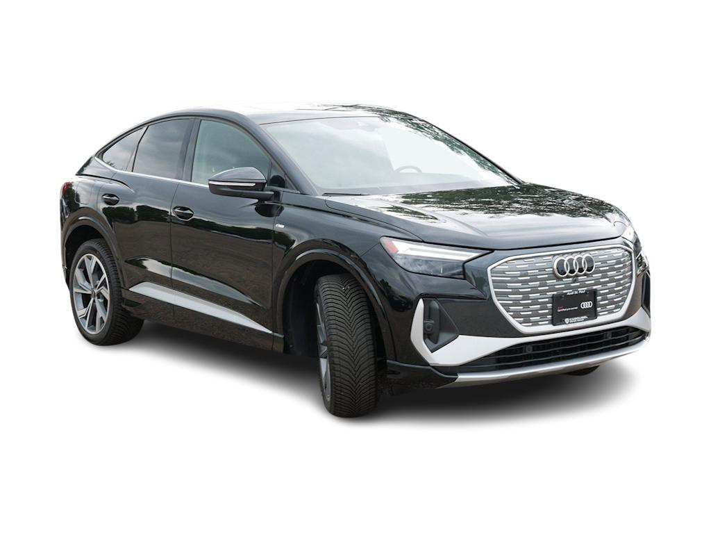 Thumbnail: 2023 Audi Q4 e-tron - 16