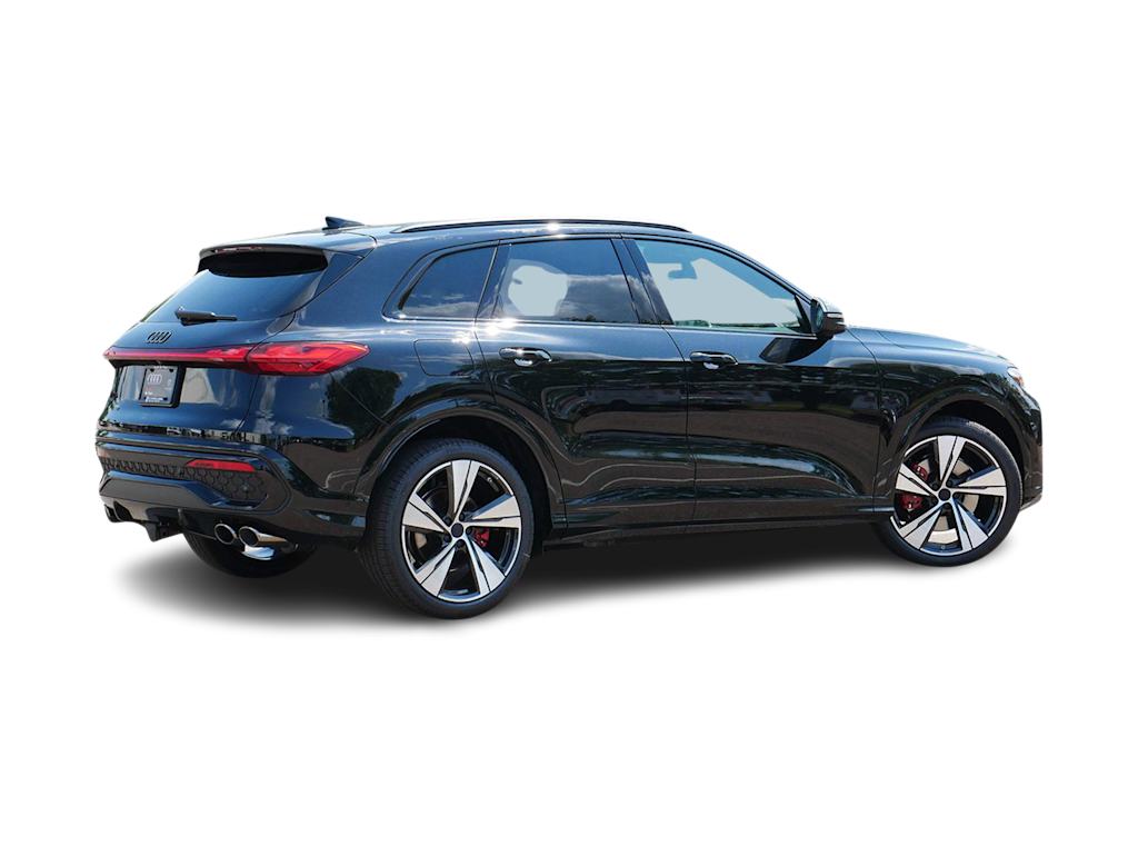 Thumbnail: 2026 Audi SQ5 - 13