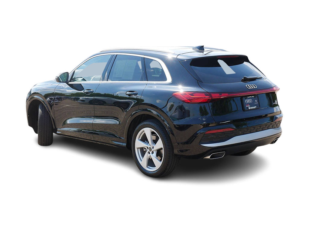 Thumbnail: 2025 Audi Q5 - 4