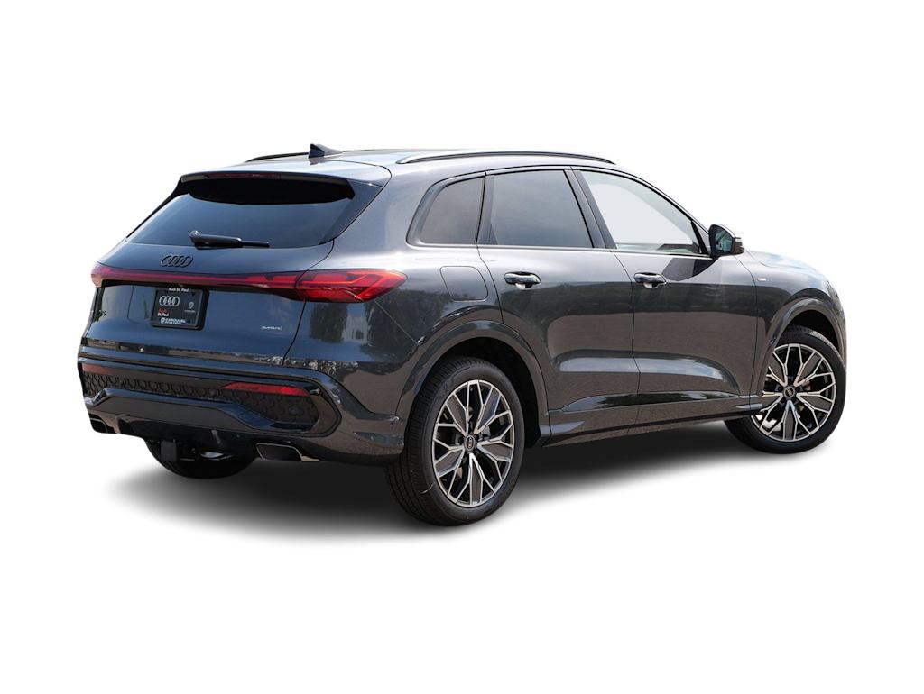 Thumbnail: 2026 Audi Q5 - 13