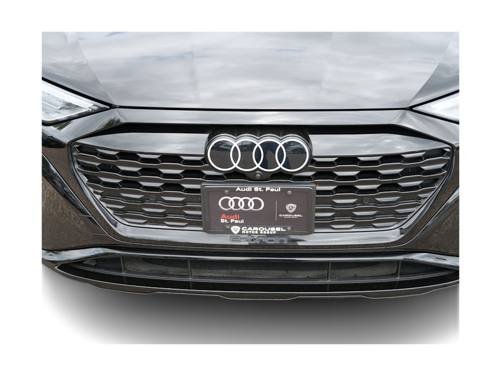Thumbnail: 2024 Audi Q8 e-tron - 5
