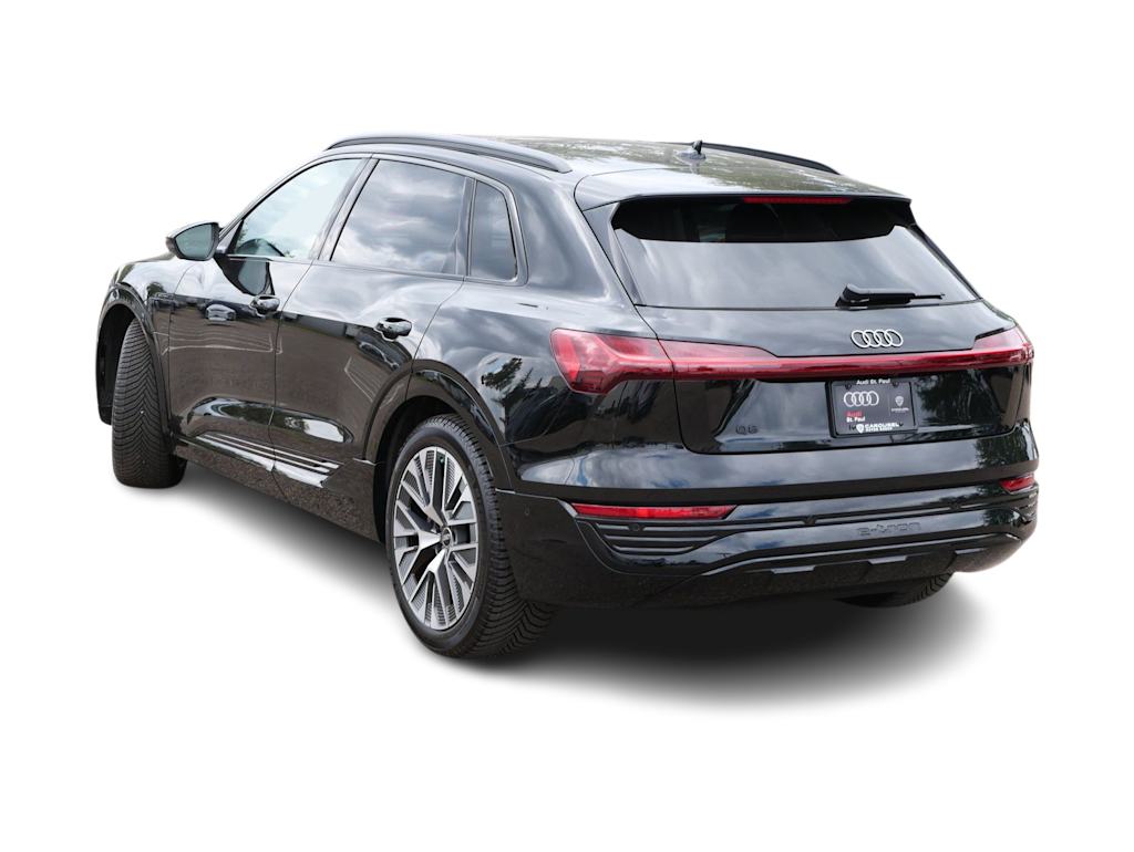 Thumbnail: 2024 Audi Q8 e-tron - 4