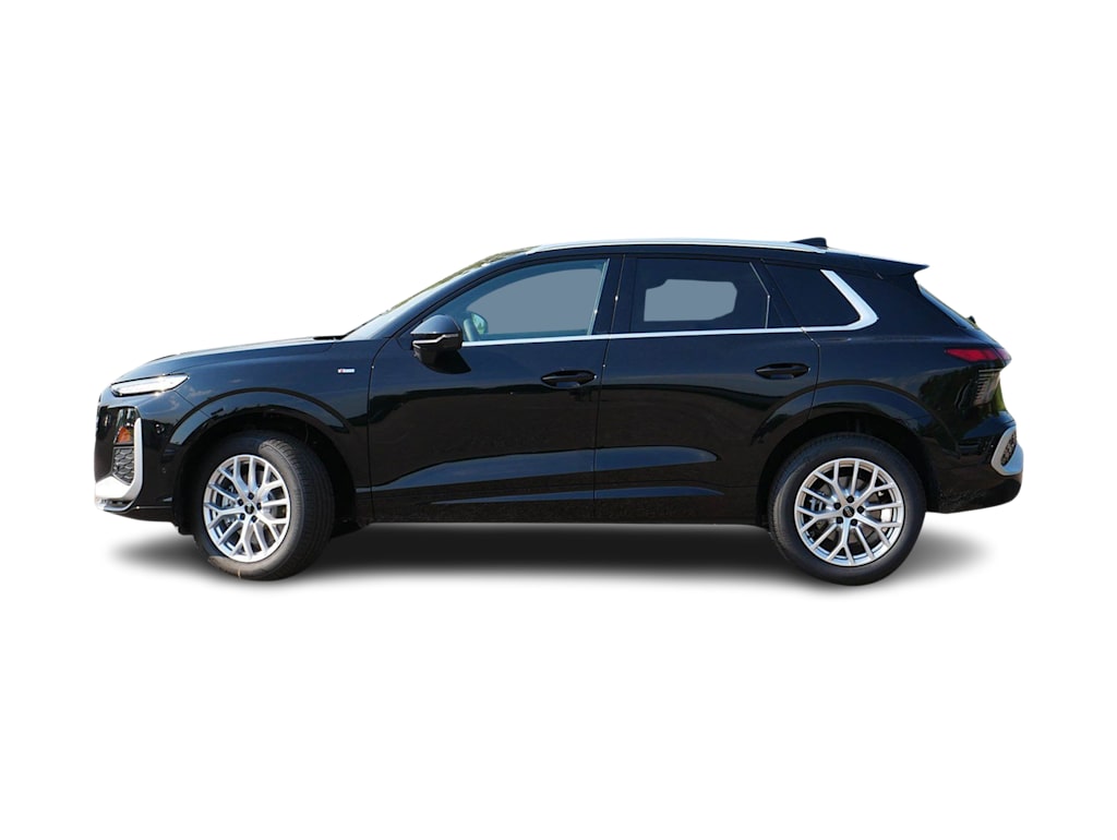 Thumbnail: 2026 Audi Q3 - 3