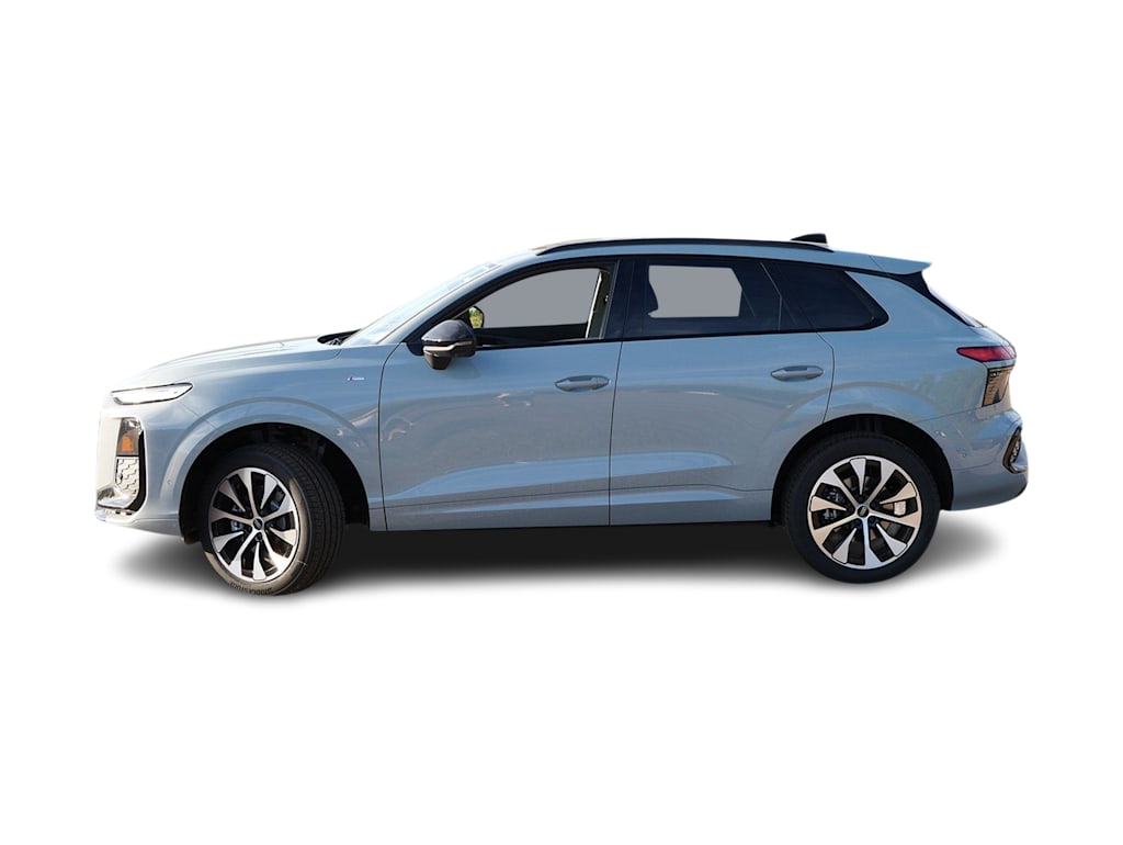 Thumbnail: 2026 Audi Q3 - 3