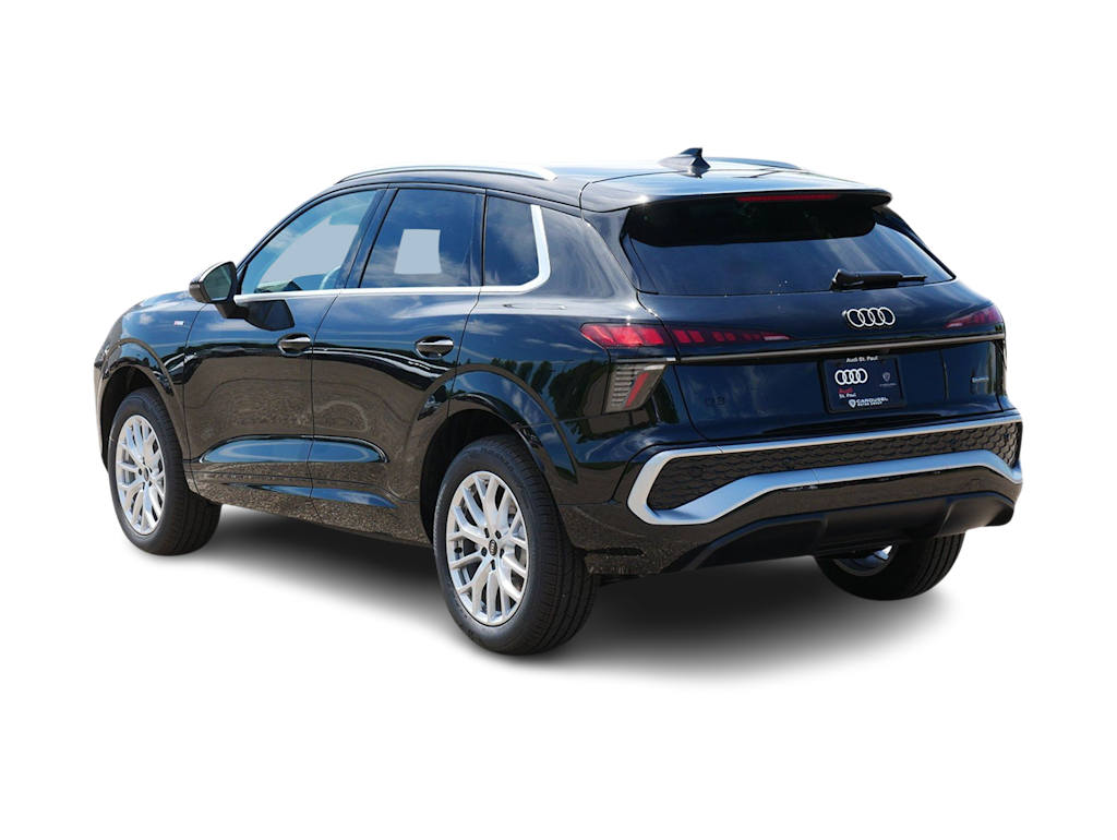 Thumbnail: 2026 Audi Q3 - 4