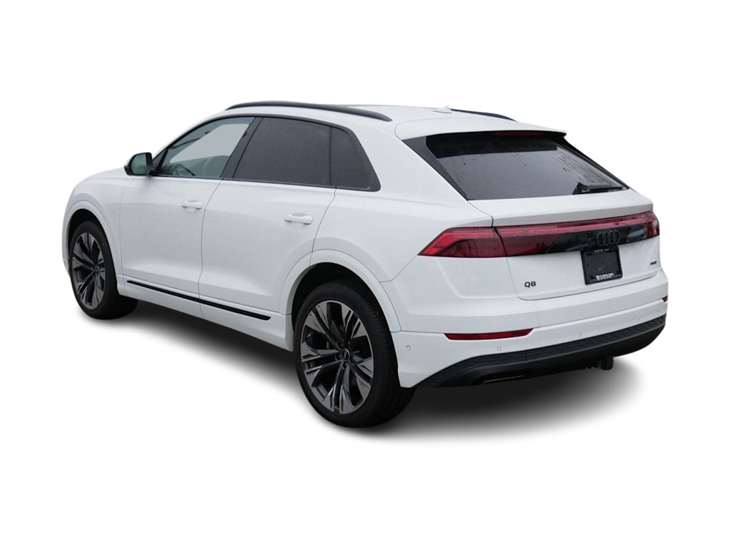 Thumbnail: 2025 Audi Q8 - 4