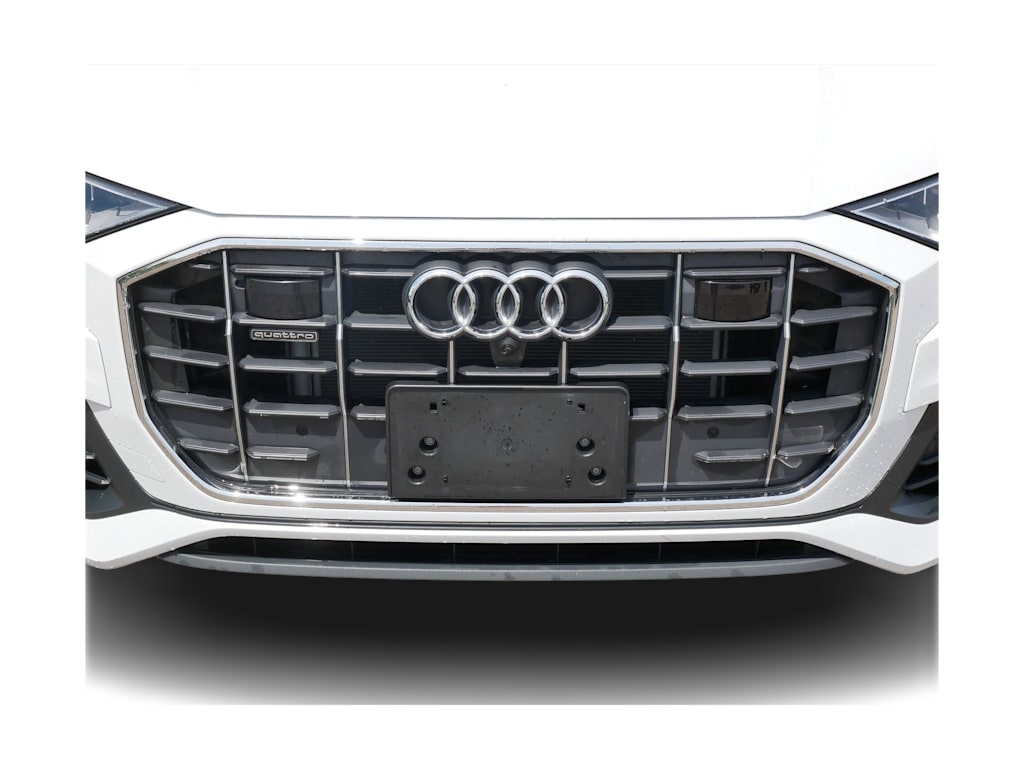 Thumbnail: 2023 Audi Q8 - 4