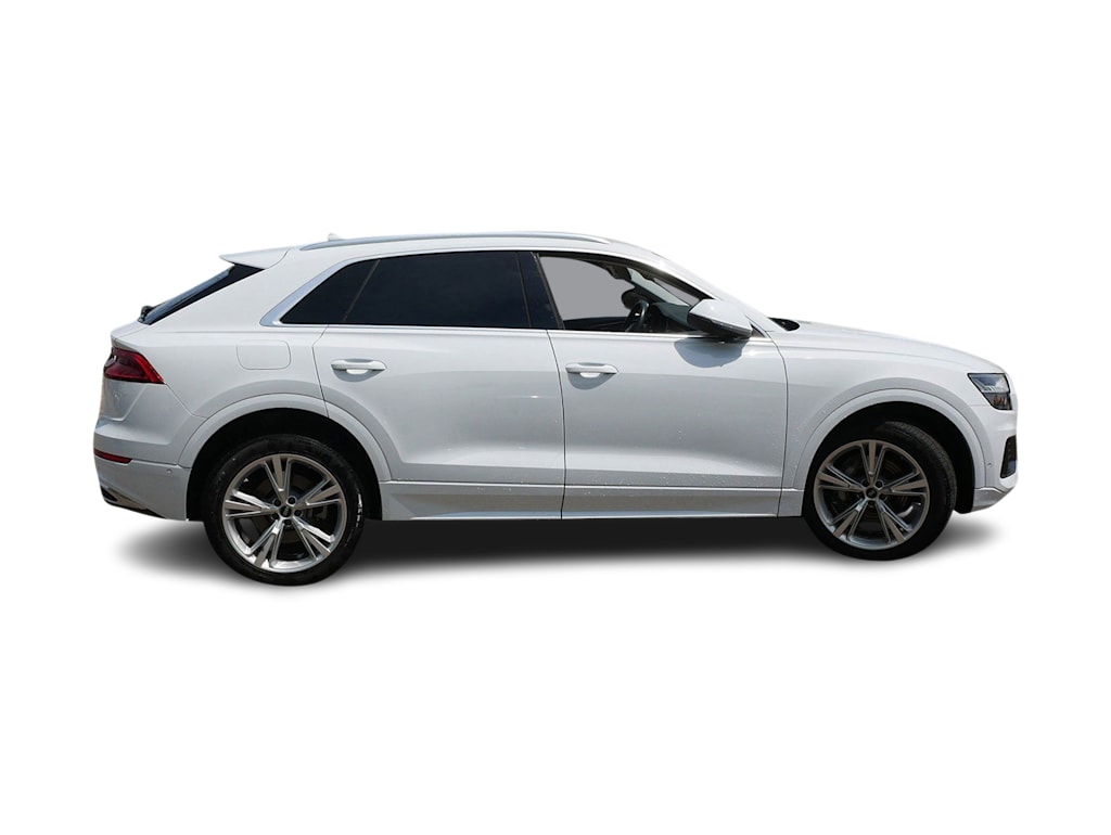 Thumbnail: 2023 Audi Q8 - 12