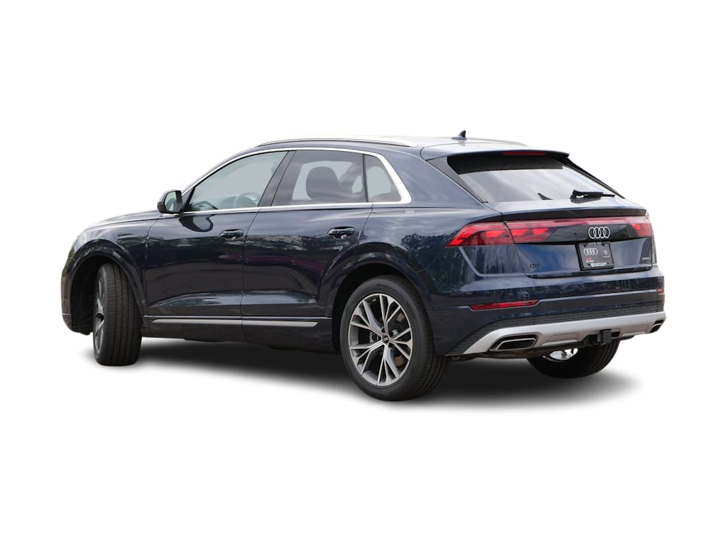 Thumbnail: 2026 Audi Q8 - 4