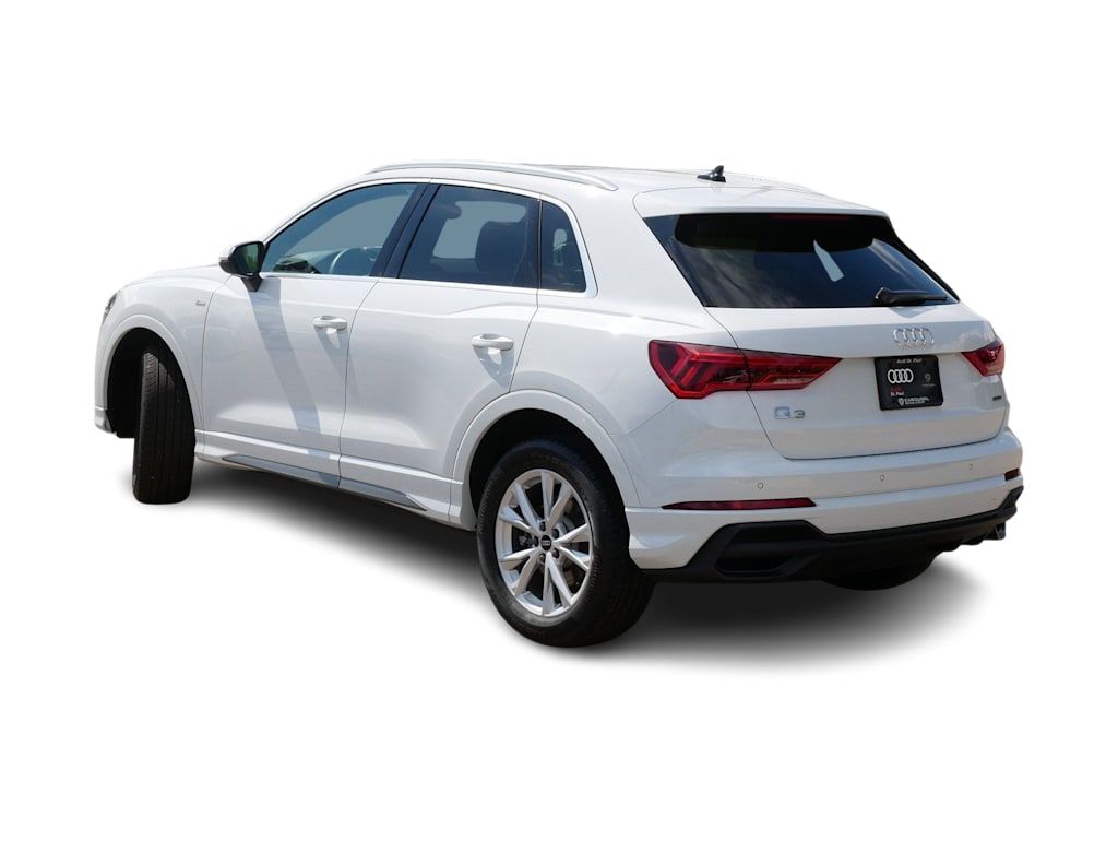Thumbnail: 2025 Audi Q3 - 4
